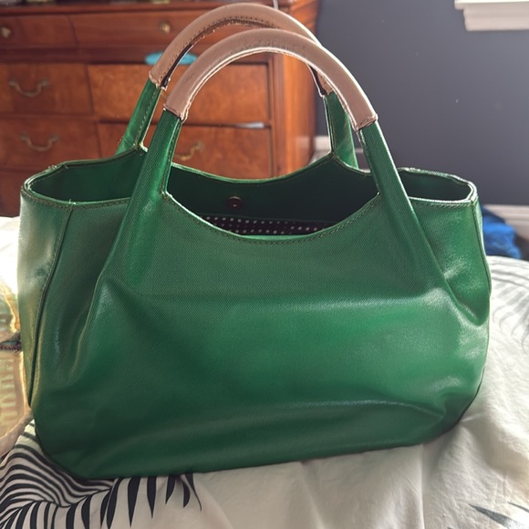 Kate Spade Green  purse. - Picture 2 of 5